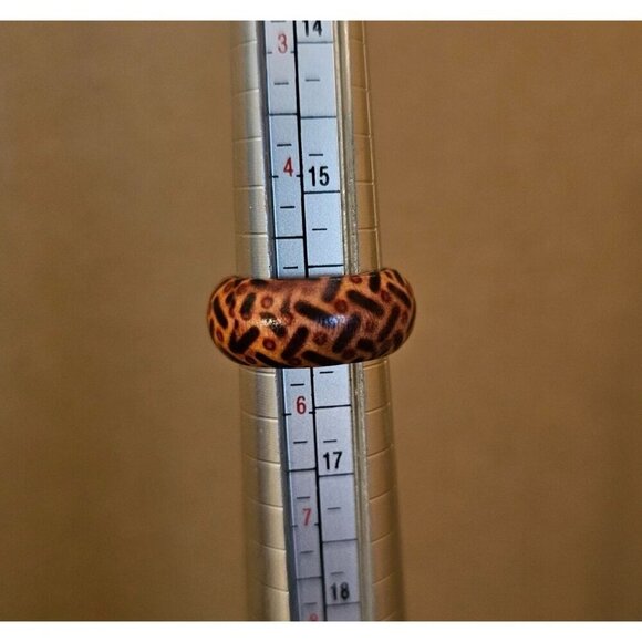 Size 5 Real Wood Unisex Ring Handcrafted Matte Finish Minimalist Jewelry - Picture 4 of 4